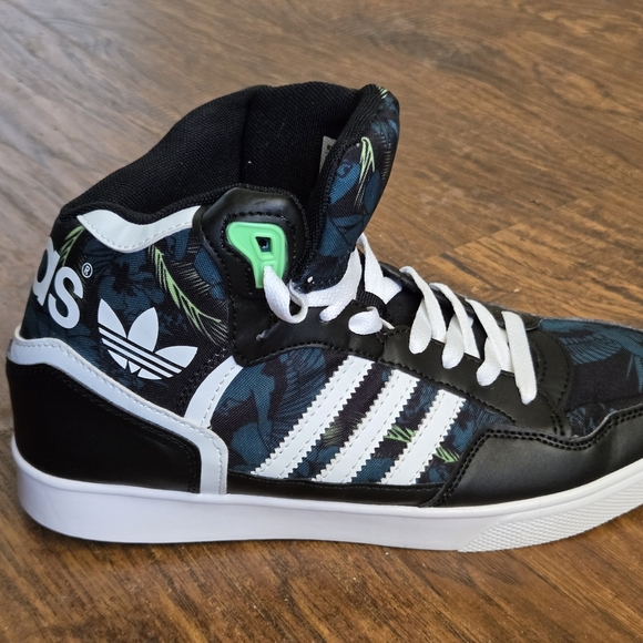 adidas Extaball, Hi-Top Sneakers Sz 8 - Picture 13 of 13